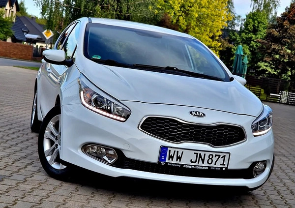 Kia Ceed cena 45800 przebieg: 60000, rok produkcji 2015 z Drawsko Pomorskie małe 781